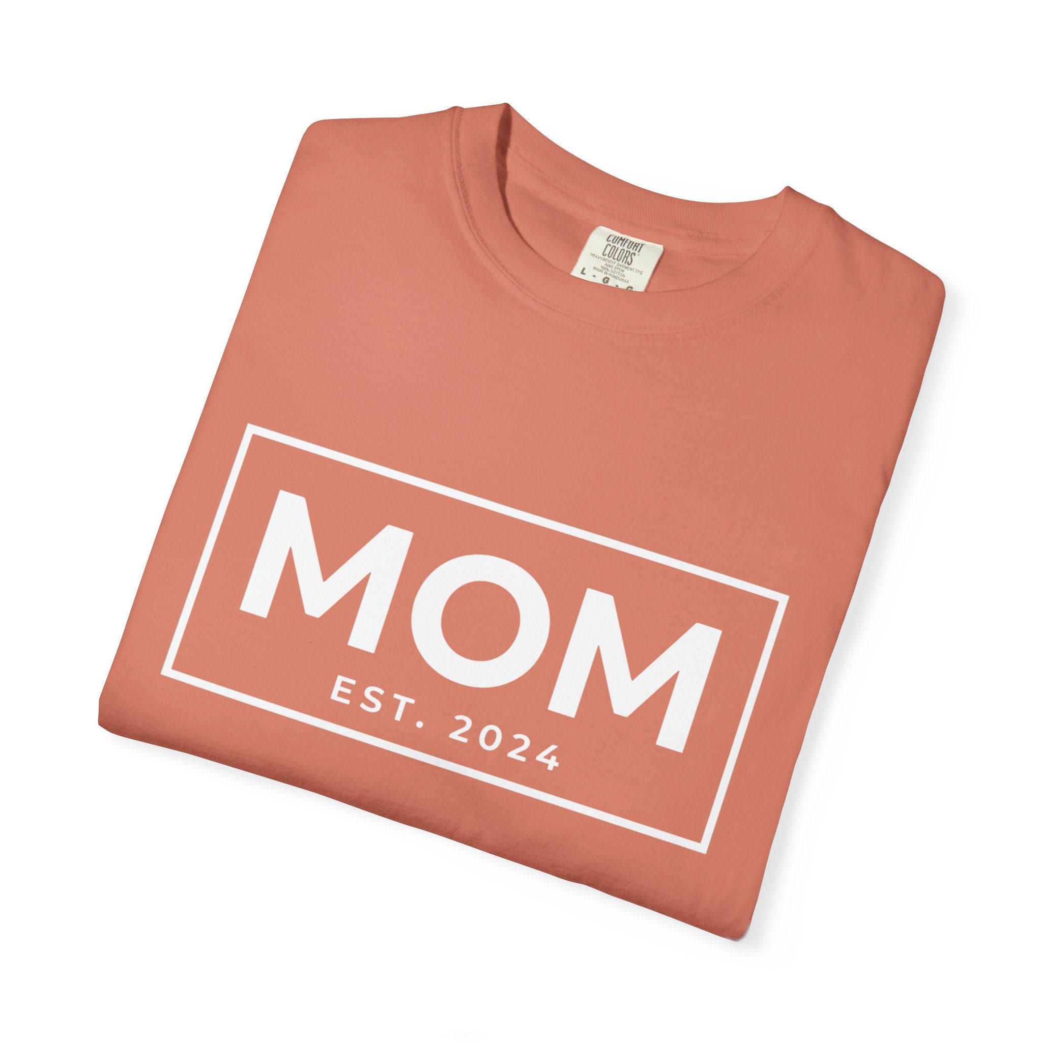 Mom EST. 2026 T-Shirt — Personalized Year
