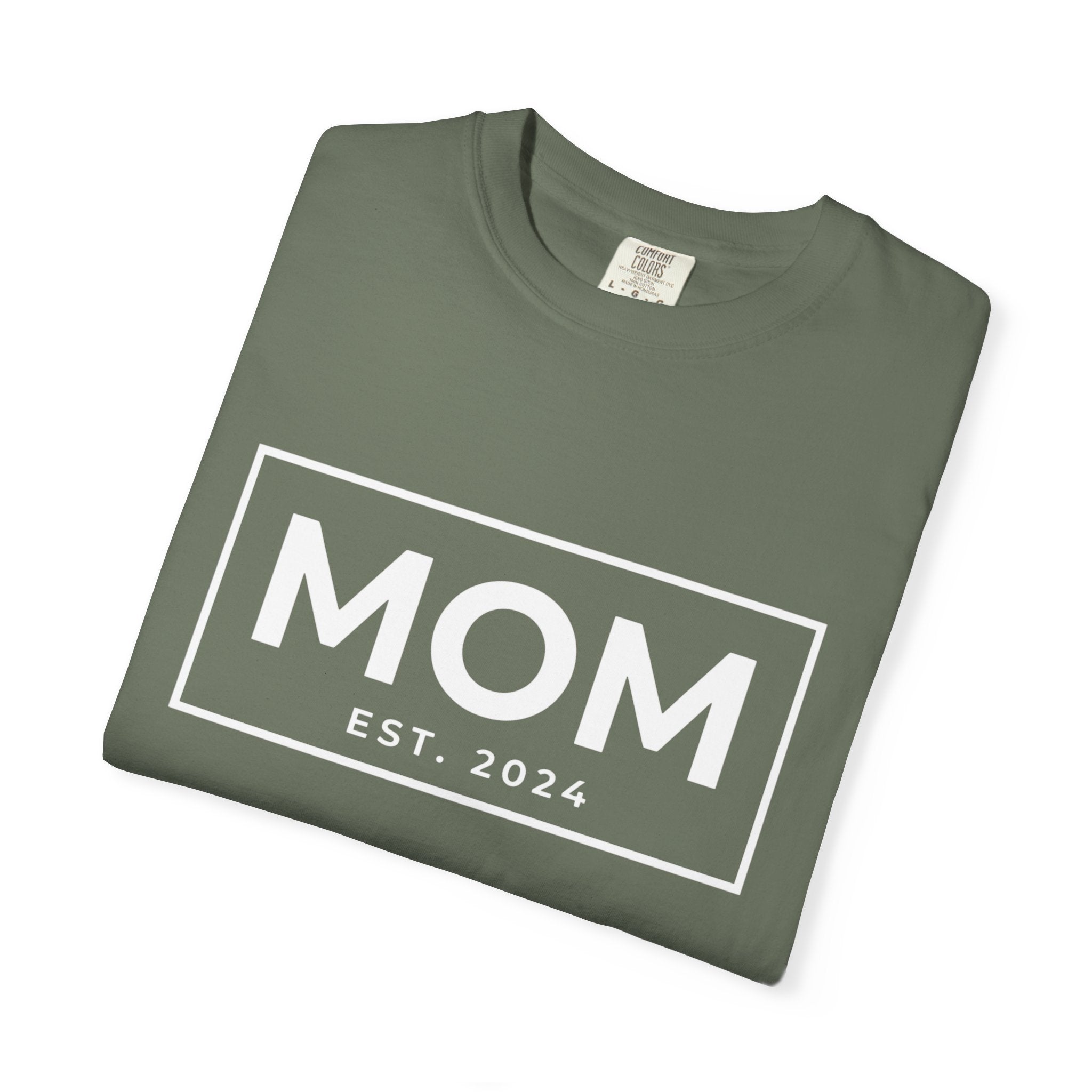 Mom EST. 2026 T-Shirt — Personalized Year