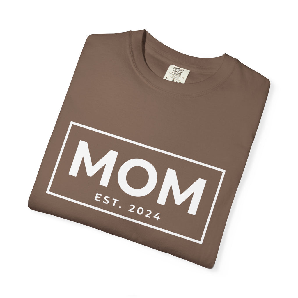 Mom EST. 2026 T-Shirt — Personalized Year