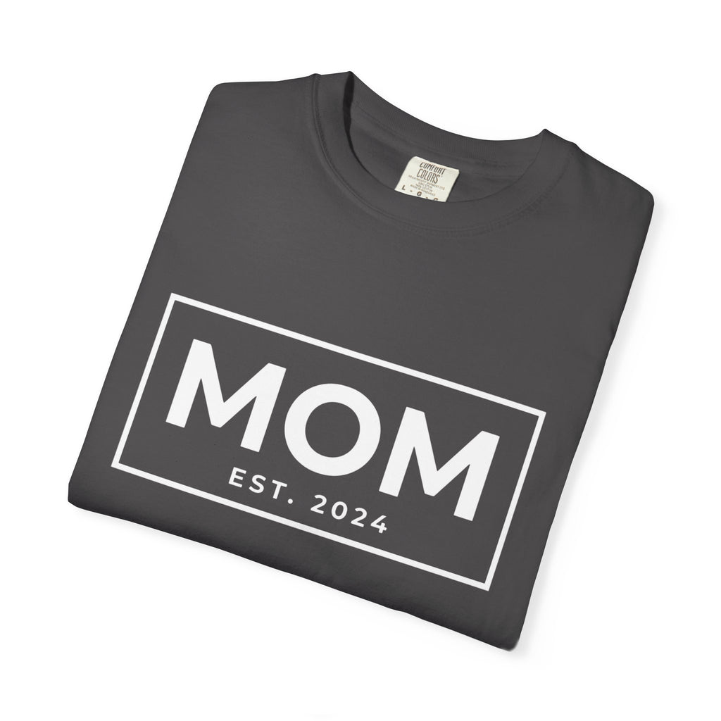 Mom EST. 2026 T-Shirt — Personalized Year